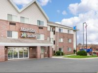  MainStay Suites Milwaukee Airport