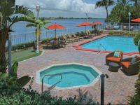  Fairfield Inn and Suites by Marriott Palm Beach