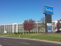  Travelodge Peoria Hotel and Conference Center