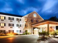  Best Western Plus Berkshire Hills Inn & Suites