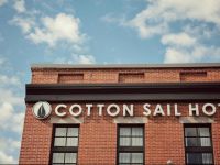  Cotton Sail Hotel Savannah Riverfront