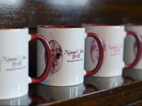  Naomis Inn Bed & Breakfast