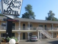  River Road Motel