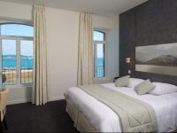  Best Western Plus Les Terrasses de BrГ©hat