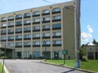  Holiday Inn Montreal Longueuil
