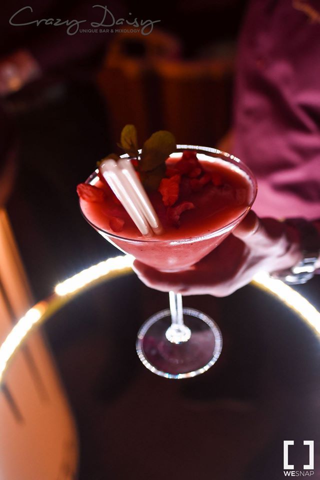 Коктейльный бар Crazy Daisy