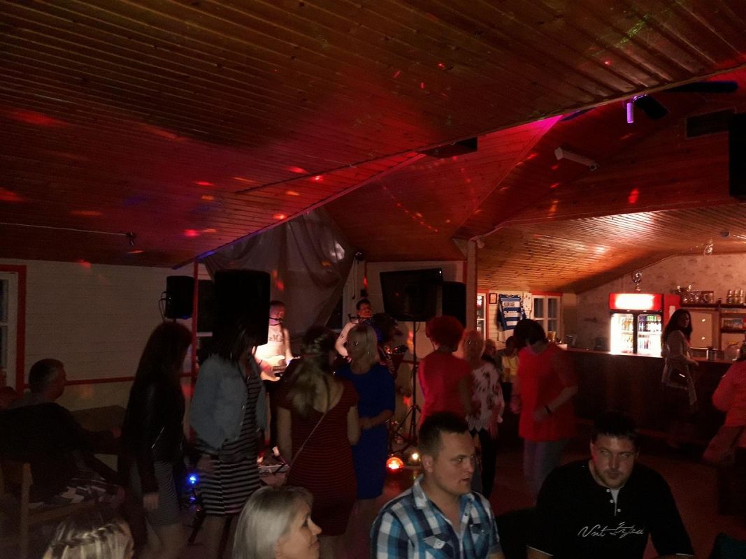 Кафе Kurase на острове Кихну