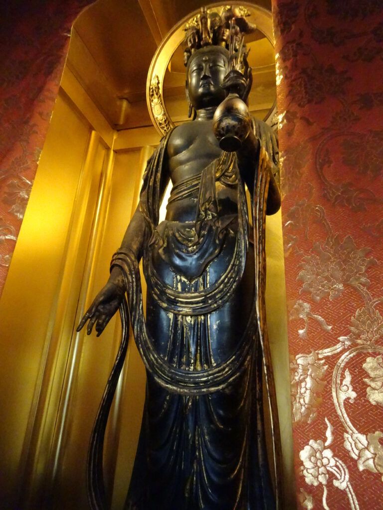 Храм Омидо Каннон-дзи