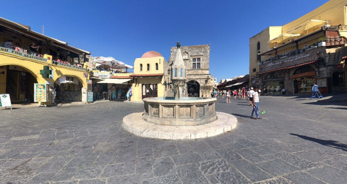 Площадь Гиппократа