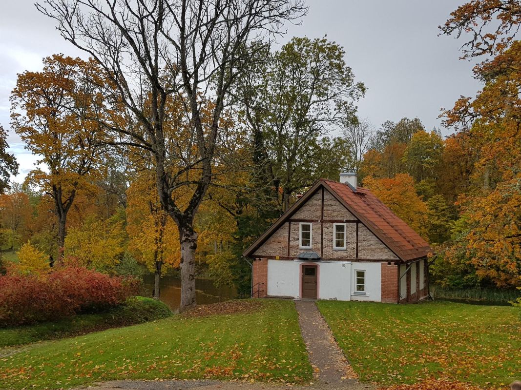 Мыза Лахмузе