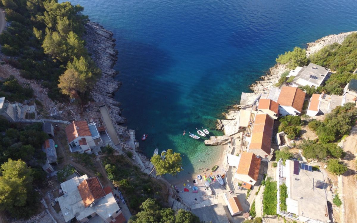 Залив Побий