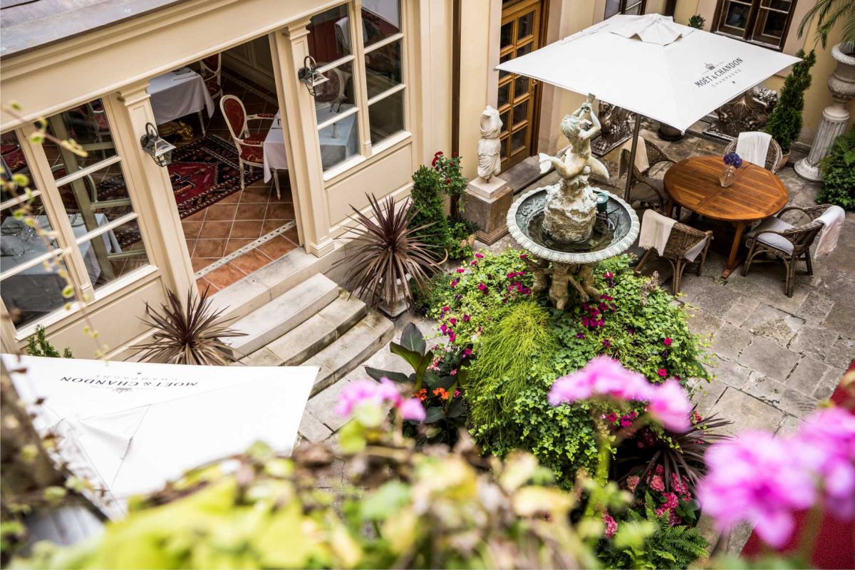 Aquarius Restaurant - Alchymist Grand Hotel and Spa