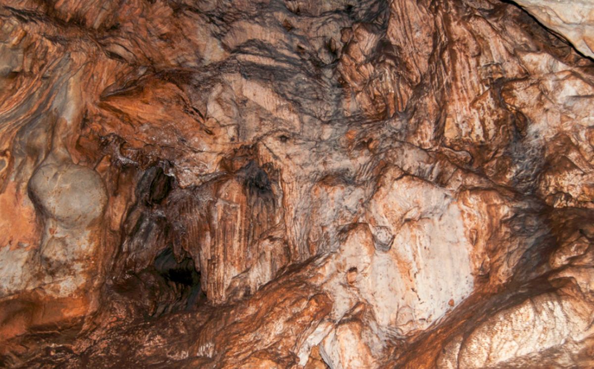 Пещера Ледовая