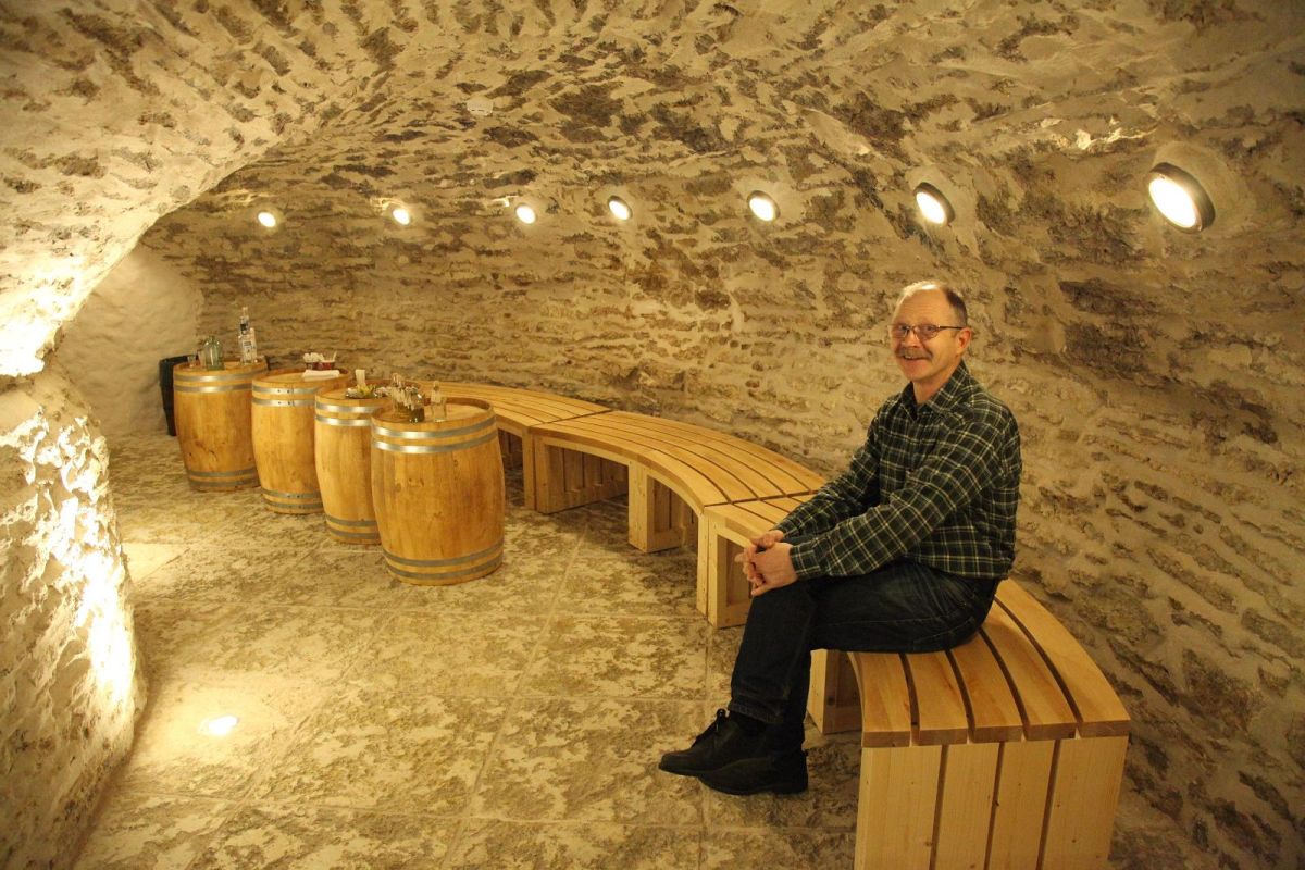 Сауна в ледяном погребе мызы Сагади