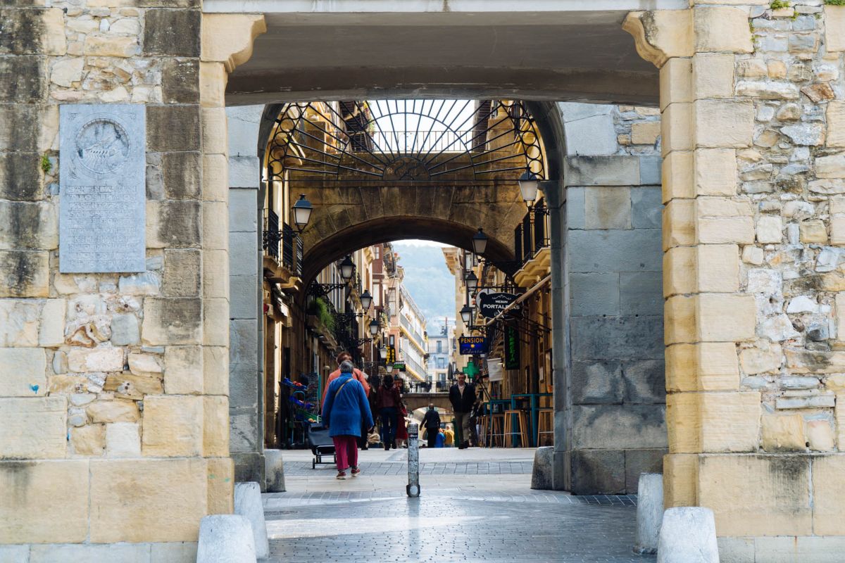 Портовая улица (Portu Kalea) 