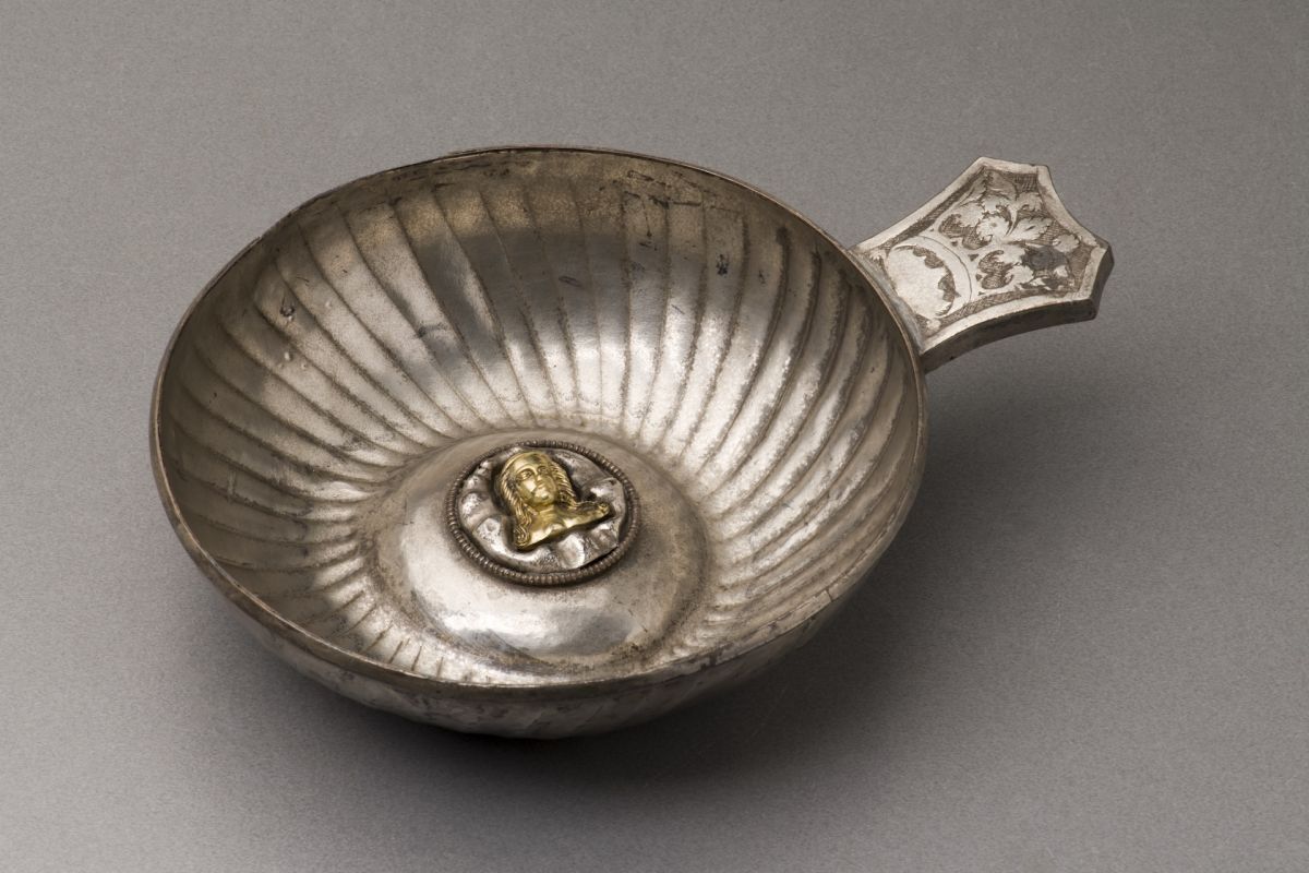 Выставка ИСКУССТВО, ЖИЗНЬ в музее декоративно-прикладного искусства