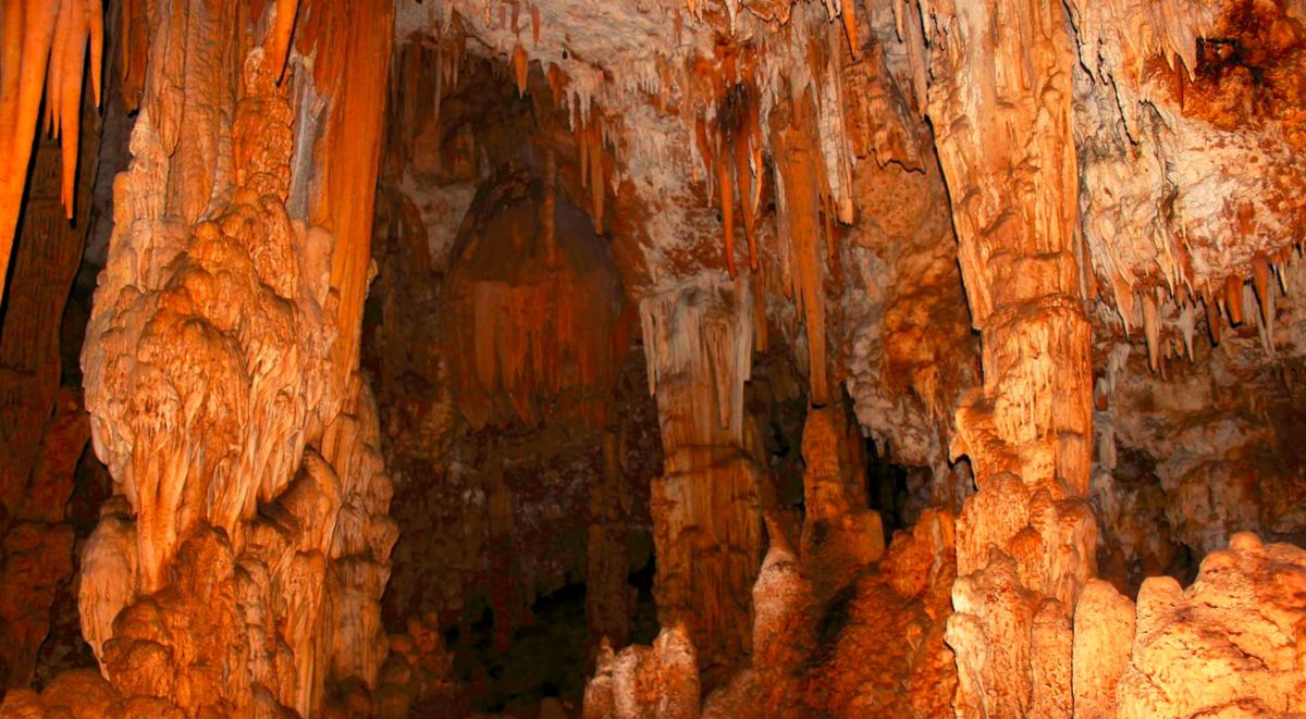 Пещера Модрич