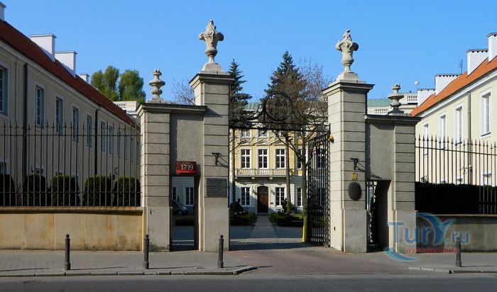 Дворец Борхов - Дворец Архиепископов Варшавских