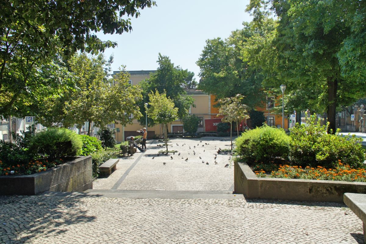 Сквер Жозе Морейра да Силвы