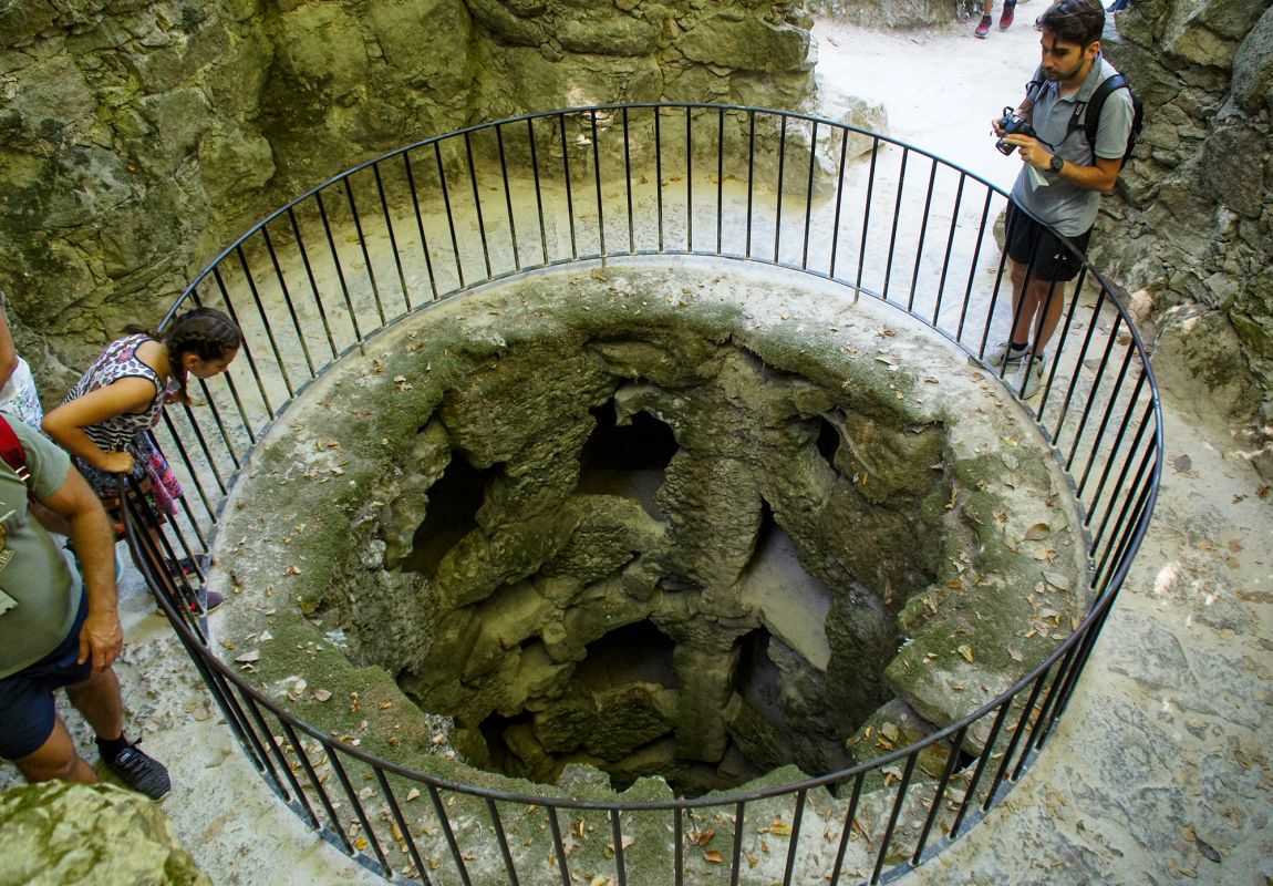 Колодец посвящения в Синтре