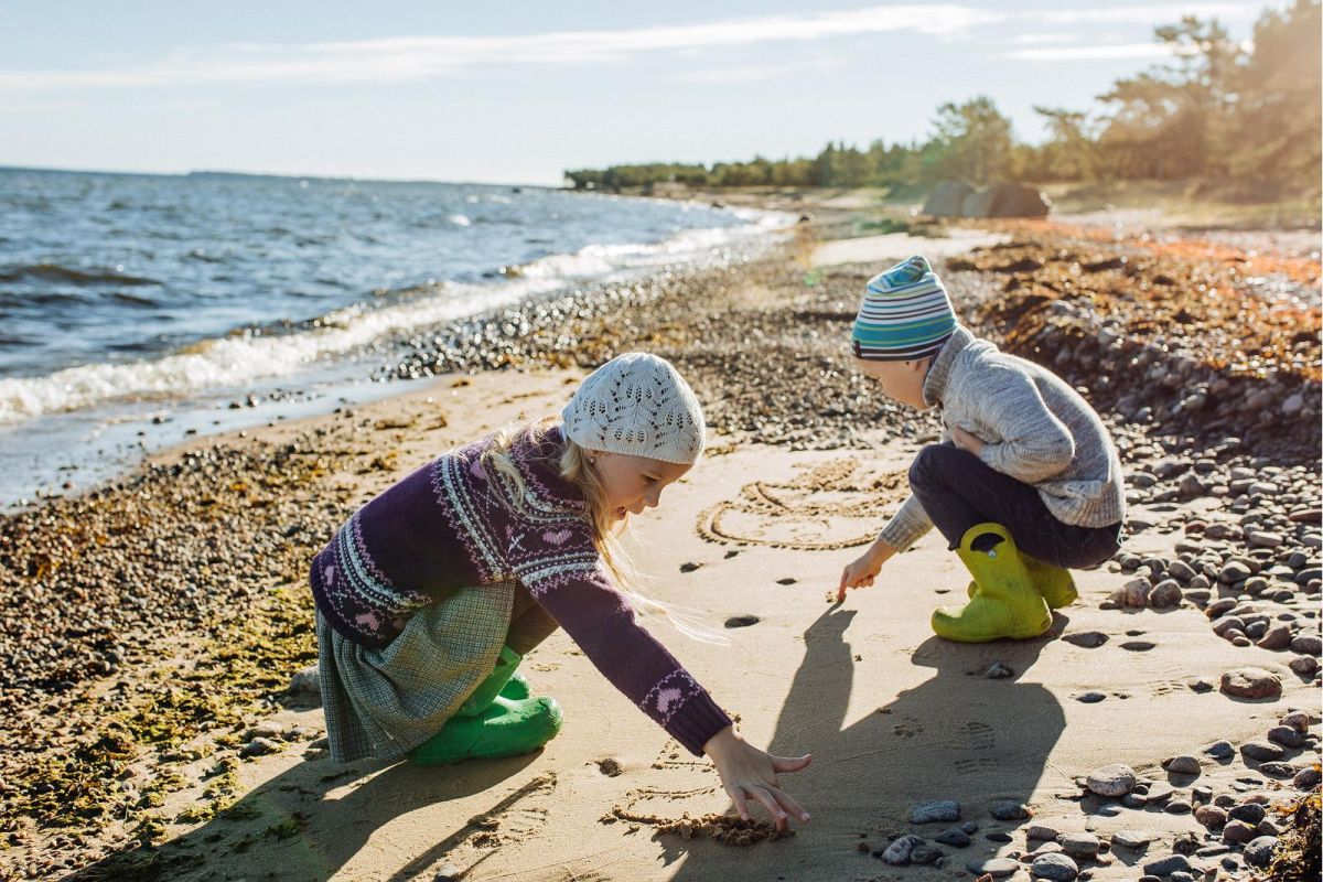 Мыс Сяаретирп (Голенной изгиб)
