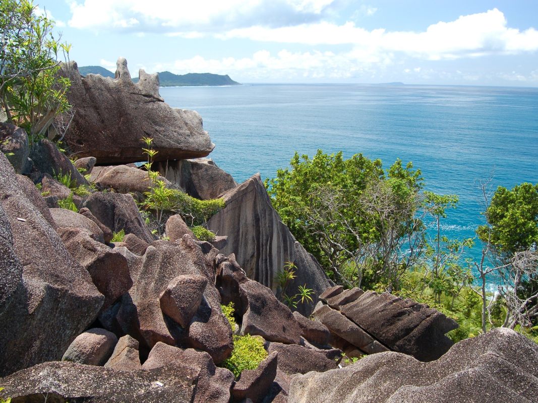 Остров Раунд (Праслен)