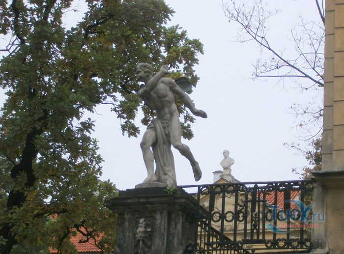 Дворец Теппера-Дюкерта (Дворец Четырёх Ветров)