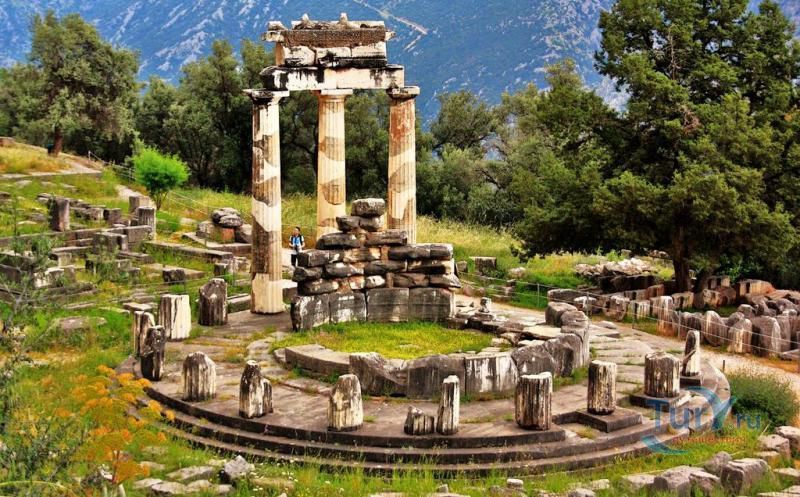 Античный город Дельфы