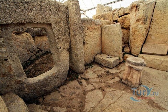 Храм Хагар Ким