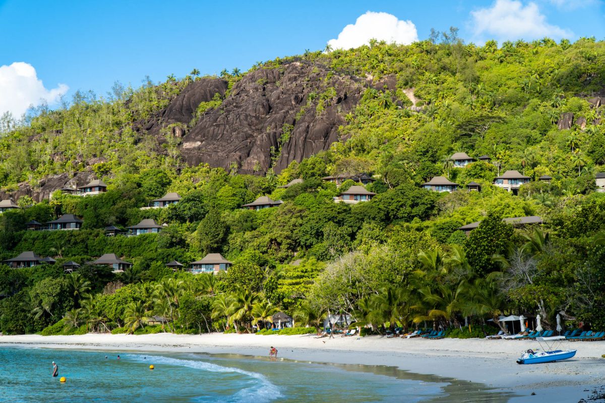 Пляж Петит Анс, Маэ