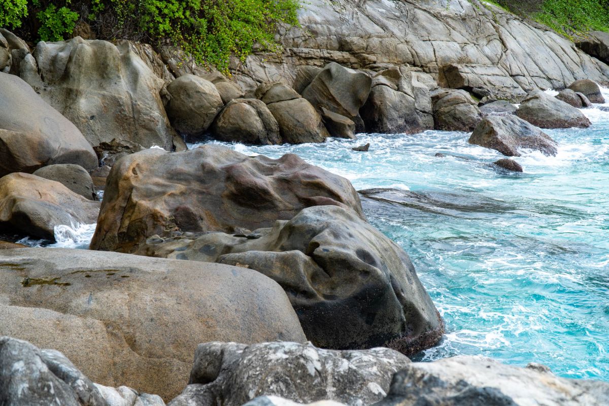Скальный бассейн Машабе