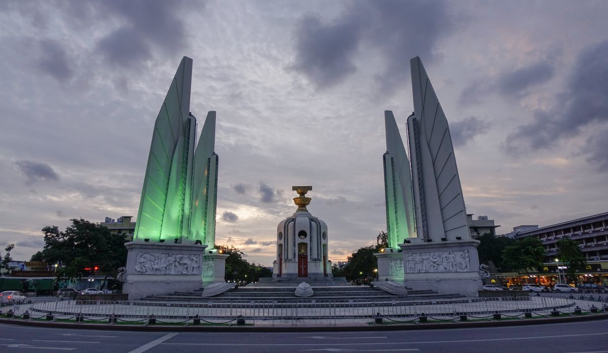 Монумент демократии (Democracy Monument)