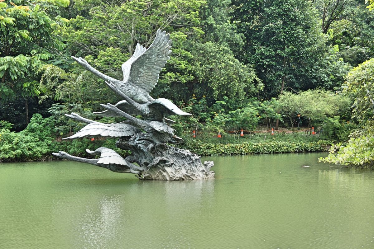 Парк Нассим Гейт