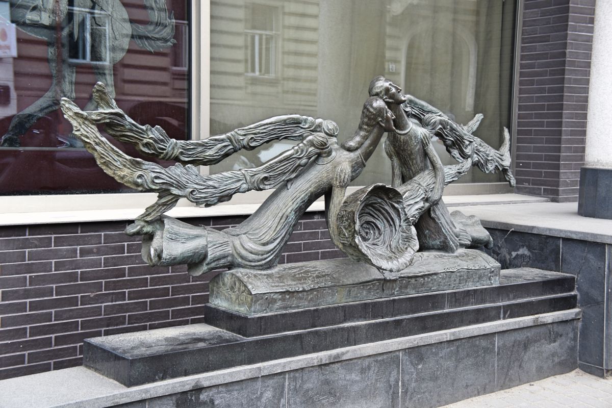 Галерея Edmundo Armoškos