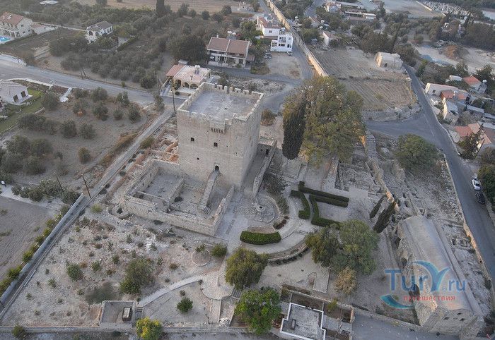 Замок Колосси