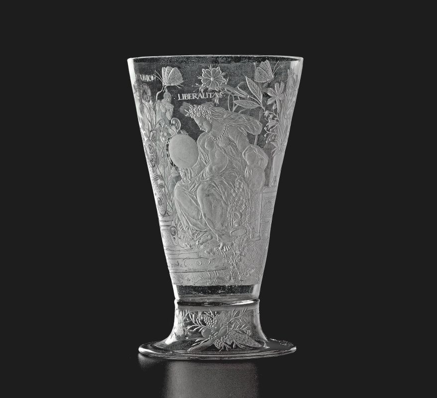 Выставка ИСКУССТВО, ЖИЗНЬ в музее декоративно-прикладного искусства