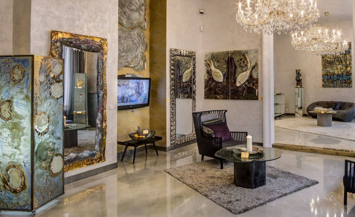 Gordana Glass Art Gallery