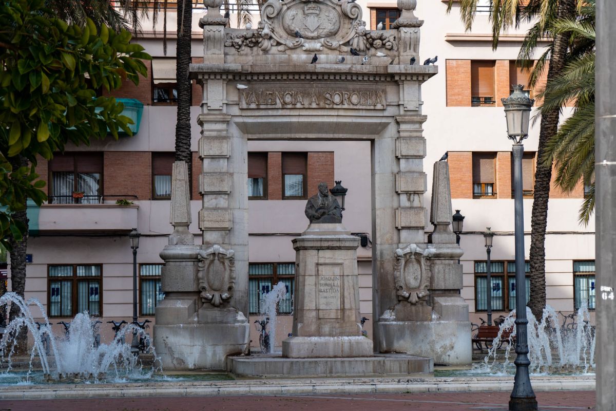 Памятник Хоакину Соролья-и-Бастида