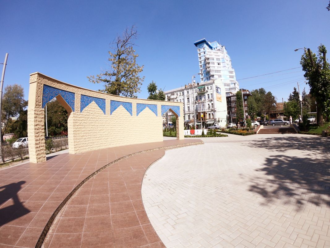 Сквер им. Муслима Магомаева