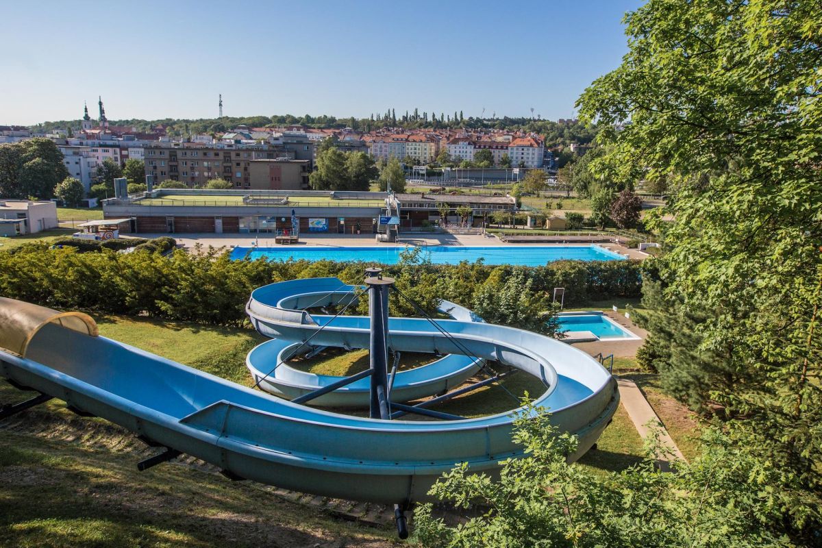 Petynka - плавательный бассейн