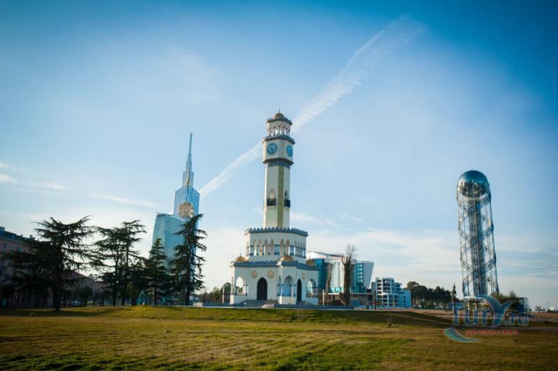 Батумский маяк