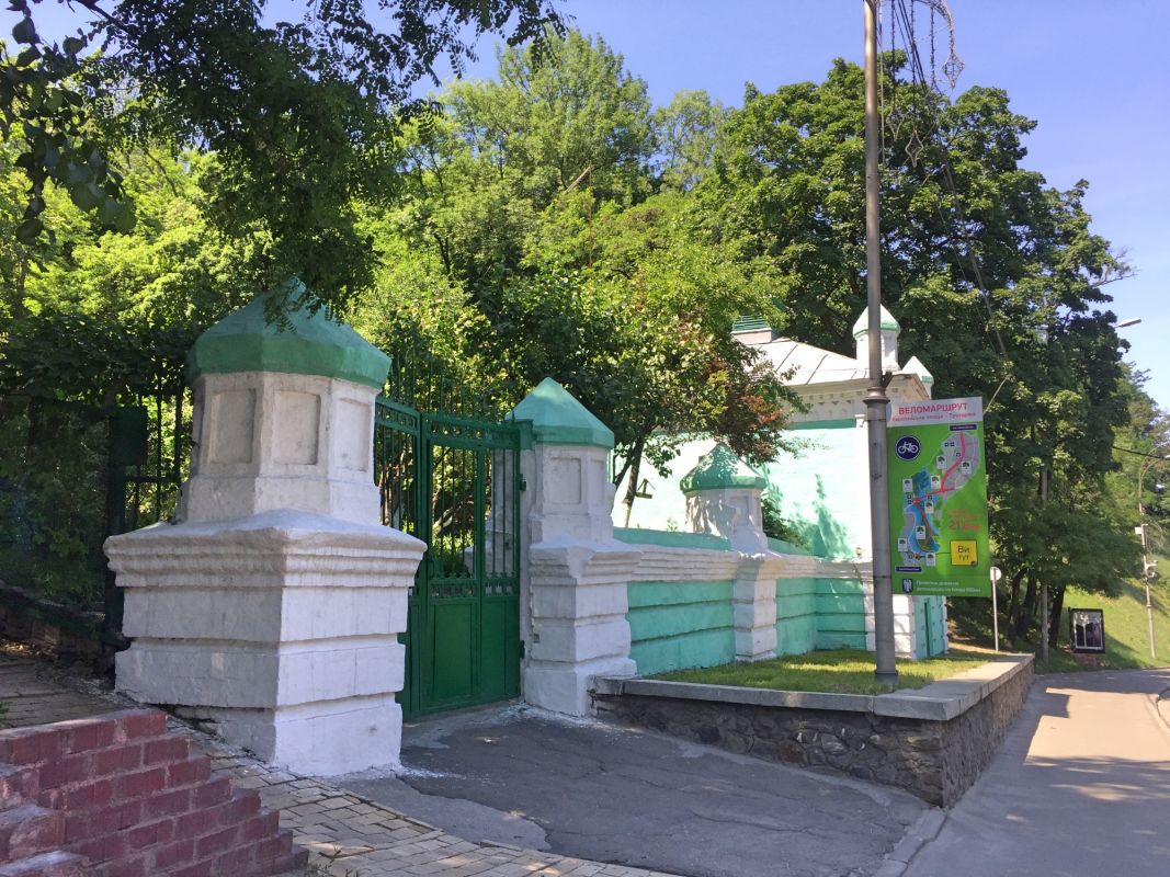 Лестница к памятнику Магдебургскому праву