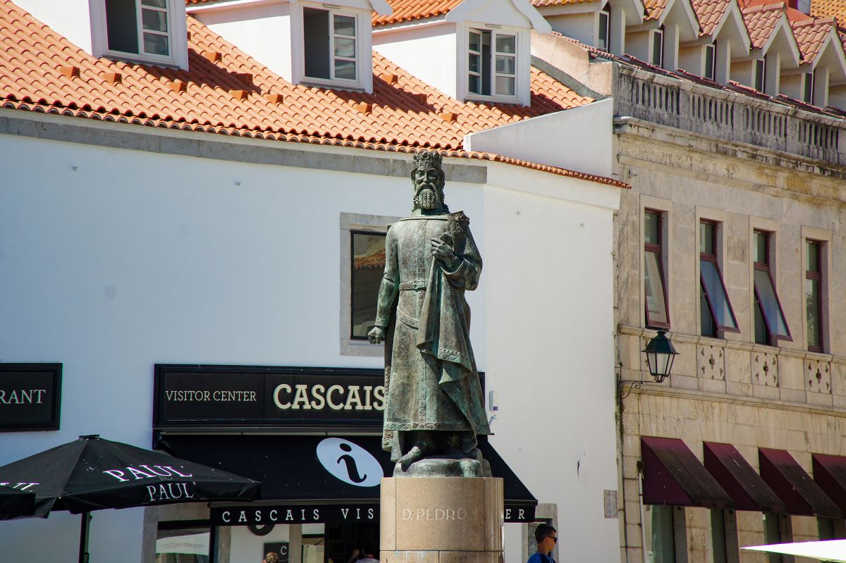 Площадь 5 Октября