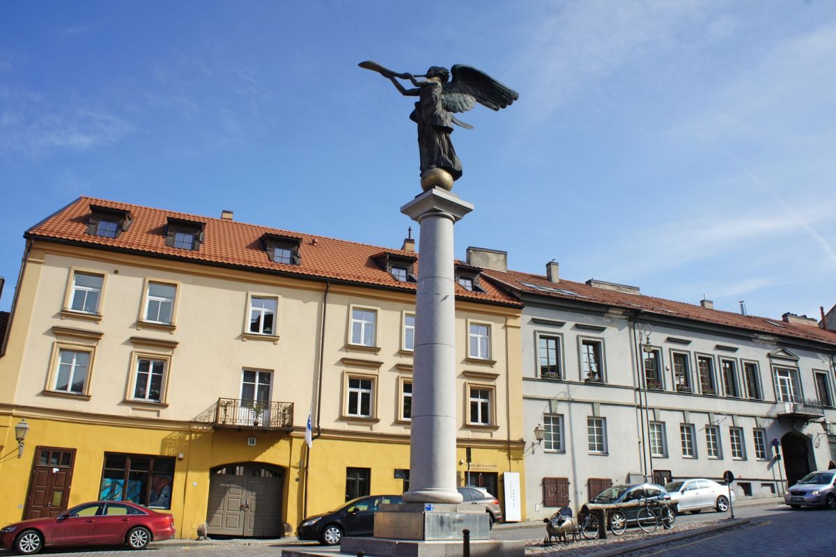 Ангел Ужуписa