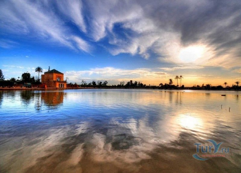 Сады Менара