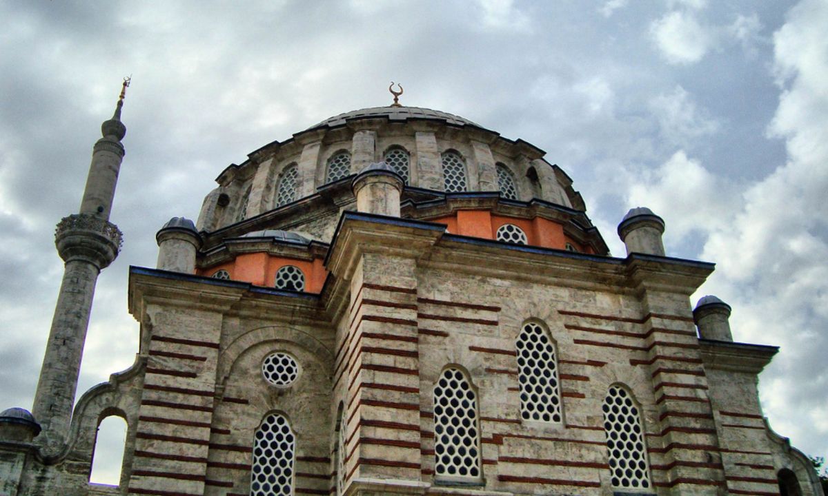 Мечеть Лалели