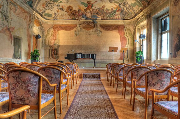 Консерватория Яна Дейла