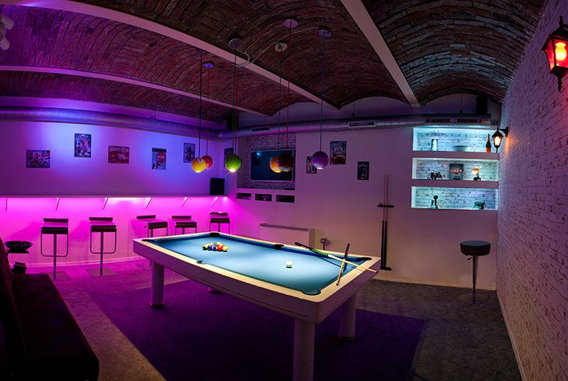 Crystal Bar & Restaurant