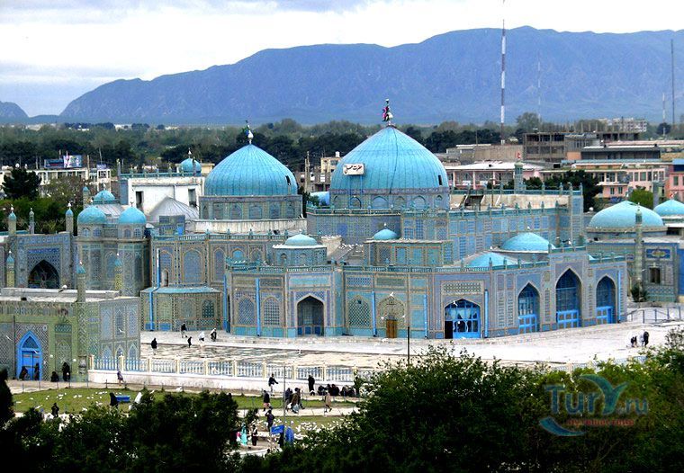 Храмовый комплекс Розии Шариф (Голубая Мечеть)