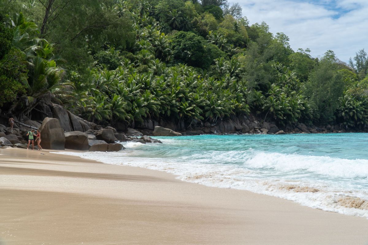 Пляж Анс Интенданс